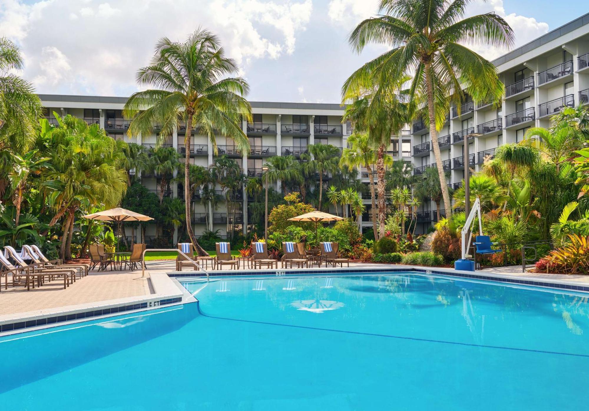 Doubletree By Hilton Palm Beach Gardens Eksteriør billede